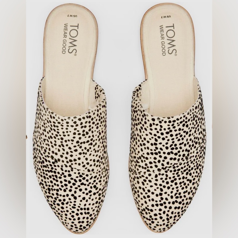 WOMEN'S JADE FLAT SLIP ON MULES IN MINI CHEETAH SIZE 7.5 LIKE NEW